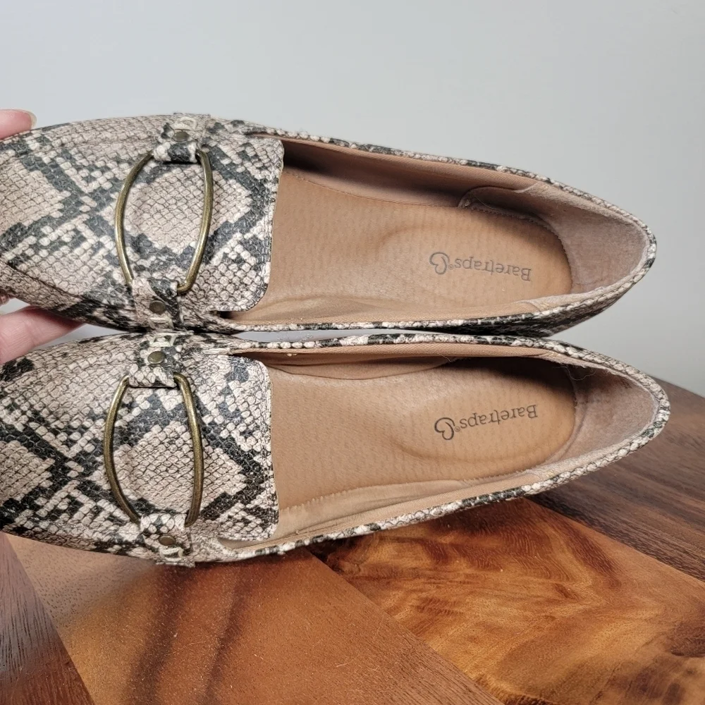 Baretraps Kellye Snakeskin Patterned Women's Loafers Size 8.5